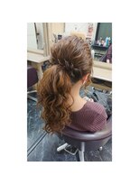 エヌエービー 池袋店(N.A.B.) ポニーテール