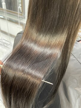 エスカーラ 表参道(THE ESCALA) @aidaman321/ショコラベージュ/ボブルフ/カール/ベービーバング