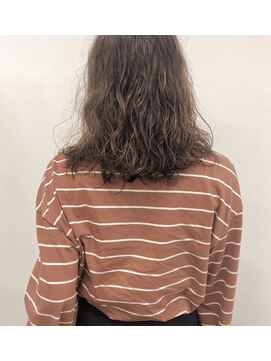 ガーランドウメダ(Garland umeda) ヒッピーパーマ×ミディアム