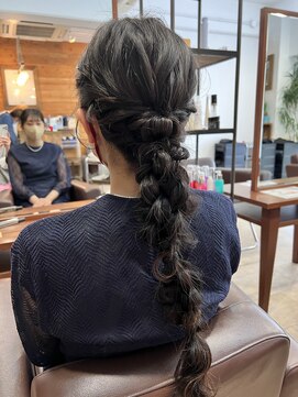 ラブリッシュ(LOVERICHE) 結婚式お呼ばれにも♪ロングの編み下ろしスタイル