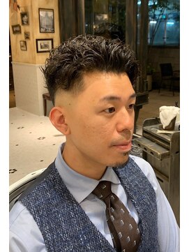 ルドローブラントオオサカ(LUDLOW BLUNT Osaka) 【ルドローブラント】ビジネスマンパーマ フェードカット