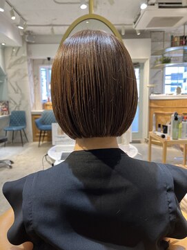 ロンド シャルム 吉祥寺(Lond charme) 切りっぱなしボブベージュ