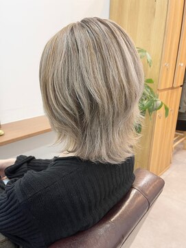 ランプ(Lamp) 白髪ぼかしにも◎バレイヤージュカラー ビフォアー＆アフター