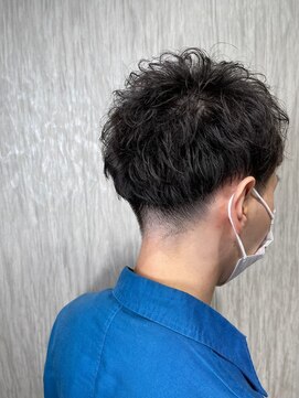 ナンバー ジルバ 立川(N° jillva) メンズショート/ツーブロック/束感ショート/フェード/眉毛/韓国