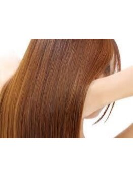 お手頃価格でも技術は妥協なし！低価格で、理想の色味・あなたの魅力を引き出す似合わせカラーが叶います♪