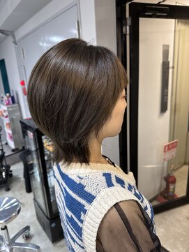 エトラ 渋谷店(etora) くびれショート ショートウルフ オリーブグレージュ