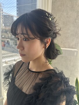 アトモスサニーテラス(Atmos sunny terrace) bob half-up arrange