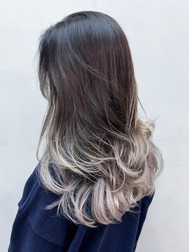 アルバム 渋谷パルコ(ALBUM) ロング美髪韓国ヘア顔周りレイヤー_ba547333