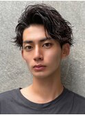 ツイストスパイラルかきあげショートツーブロック刈り上げパーマ