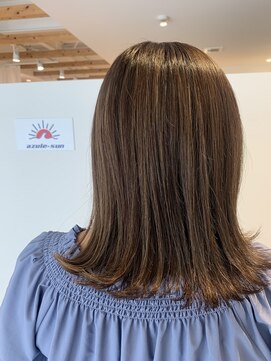 アズールサン 草加西口店(azule-sun) ハイライトカラー,グレージュ外ハネスタイル【草加】