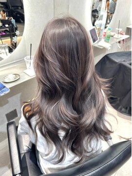 オニキス(ONYX) T30レイヤーカットグレージュ透明感バタフライレイヤーカット