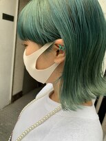 デコラ DECOR&nbsp;ディープグリーンボブ/グリーンカラー/寒色カラー/ハイトーン