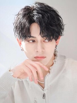 Men's hair salon First 亀有2号店【4月1日オープン(予定)】 《First》センターパート×エッジカール
