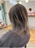 ミディアムレイヤー◎韓国風巻き/くびれウルフ