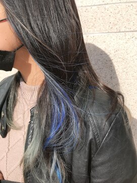 ビーハイブ ギフト(BeeHIVE GIFT) イヤリングカラーブルー