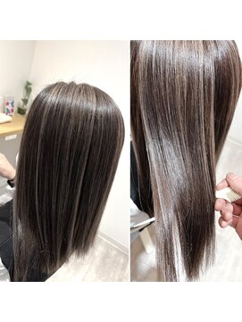 カフネ(CAFUNE) 艶カラートリートメント