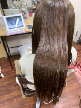 リアナ(RIANA) ウルトワトリートメント＋縮毛矯正