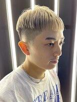 ピークアブー 原宿ハラカド(PEEK-A-BOO) メンズ ベリーショート 刈り上げ ハイトーン 西尾卓義