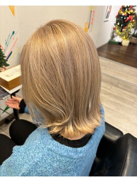 フラバー(flover) ブリーチ２回~なじむホワイトベージュ/20代30代40代