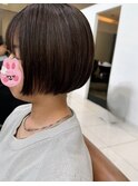 ボブ。