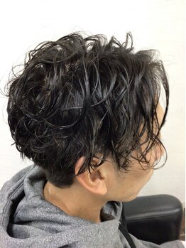 ヘアー アクト ルーム Hair Act roomの写真/お仕事帰りやお出かけ前に気軽に通える♪再現性と納得のセンスでON.OFFでもキマるスタイルに!!