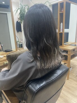 サンテリア(sun terria) ベージュ裾カラー