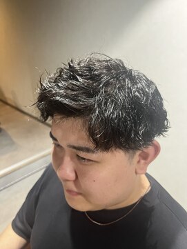 スウェル 柏店(Swell) MEN’S HAIR/ブルーブラック/フェザーパーマ/柏