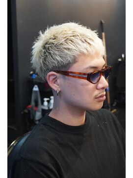 キングスマントーキョー 立川店(KINGSMAN TOKYO) ラフクロップ