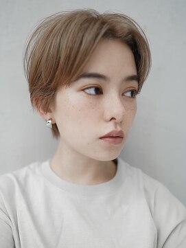 ギークス(GEEKS) 【GEEKS渋谷】ハンサムショート/襟足短め/ミルクベージュ/冬ヘア