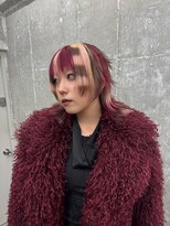 オーン 渋谷(OOn) レッド×ブラウンのコントラストデザイン