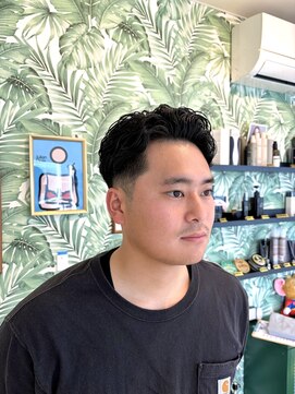 ナチュラル ヒーロー(Natural HERO) 大人メンズパーマ