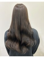 メルク ユニ(merc.uni)&nbsp;ダークアッシュ透明感たっぷりグレージュ