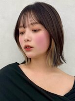 アッシュ 洋光台店(Ash)&nbsp;洋光台インナーカラーショートボブ白髪ぼかしハイライト顔周り