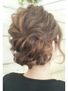 アンジュ(ange) ゆるふわツイストあっぷ