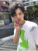 光に透けるヘア