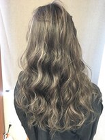 オリ(‘Oli)&nbsp;３D＿プラチナベージュ