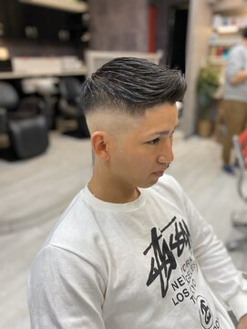 ヘアー ラボ エムツー(hair lab m2) フロントアップスキンフェード