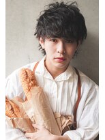 カライング(ing)&nbsp;スーツ短髪ツーブロック束感モテる黒髪シークレットパーマ流行