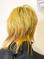 オブヘアーギンザ(Of HAIR GINZA) イエローグラデーションカラー×デザインウルフカット