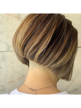 ヘアーサロン シェール(hair salon Cher) 脱白髪染めショート