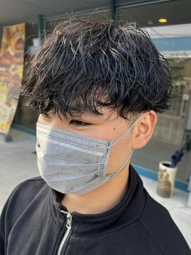 リット×ベリエ(Lit.×belier) 波巻きスパイラルパーマツーブロックツイストパーマメンズヘア