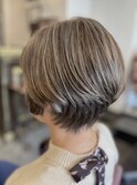 上質シルエットホワイトグレージュショートグラデーション