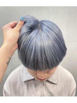 ジーナ(XENA) ブルーシルバー×ハイトーン×渋谷