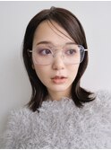 前髪薄めミディアムヘア