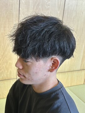 ニアウ 伊勢崎連取店(Niau) 波巻きスパイラルパーマツイストスパイラルパーマシャドウパーマ