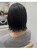 外ハネ/似合わせカット/暗髪/ショート/切りっぱなし/前髪あり