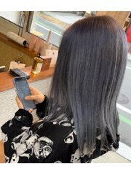 ブルーアンドカンパニー(BLUE&Co.) グレー