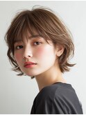 くびれ × ハイライトベージュ