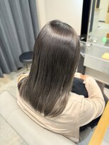 ソルバー(SOLVER)&nbsp;【圧倒的ツヤ髪】暗髪でも透ける・ダークグレージュ