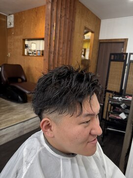 ヘアーアンドメイク アネラガーデン(HAIR&MAKE Anela garden) 波巻き風